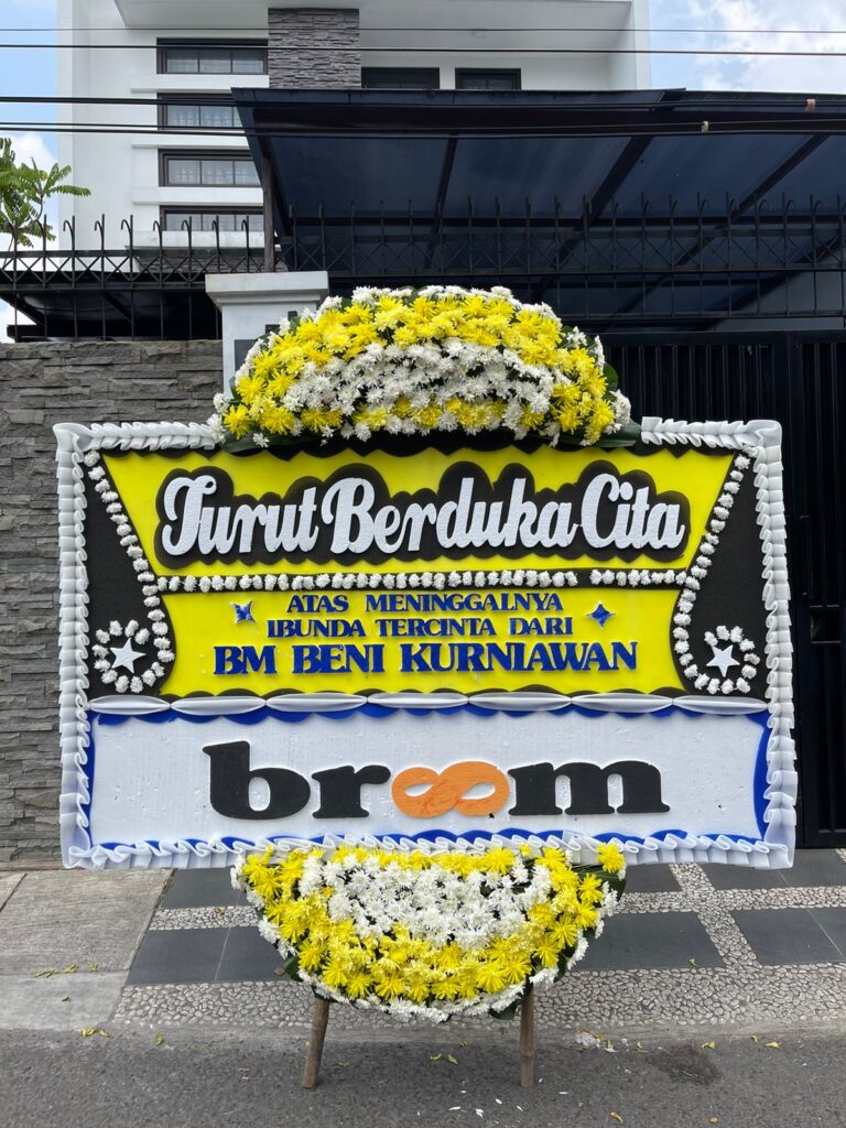 Toko Bunga Sekitar Rumah Duka Mulia Karawang
