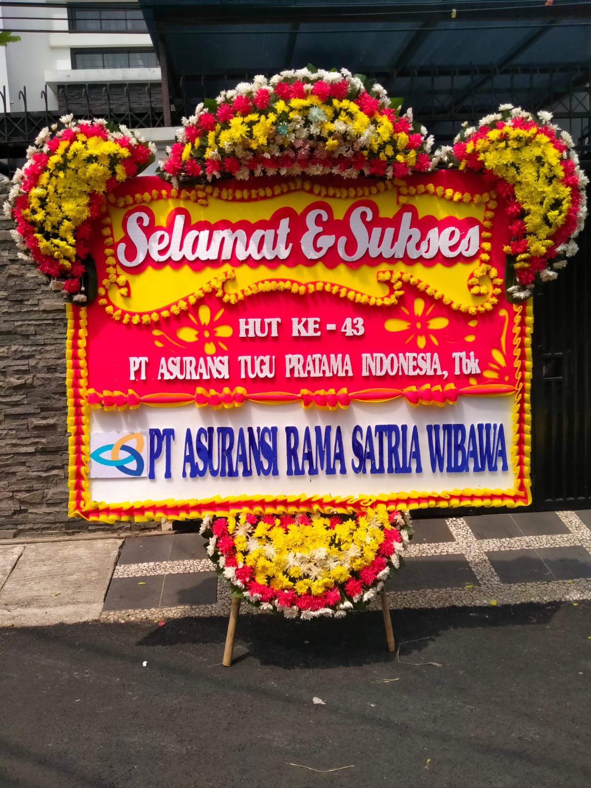 Pesan Bunga 24 Jam di Toko Bunga Pluit Jakarta Utara